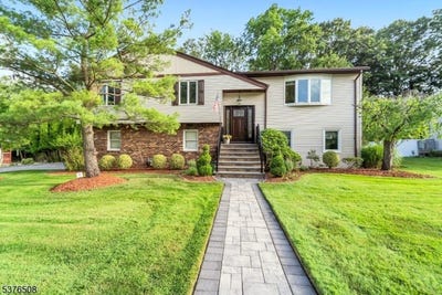 /international/us/6-gateway-ct-waldwick-boro-nj-110101368403/