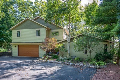 /international/us/w5594-briarwood-rd-elkhorn-wi-110107856418/
