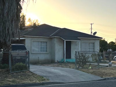 /international/us/1702-chittenden-avenue-corcoran-ca-110100549231/