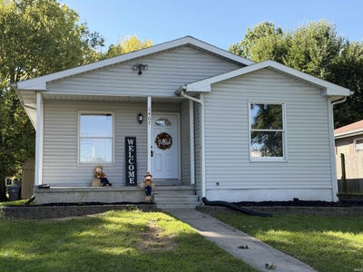 /international/us/1407-s-9th-street-goshen-in-110119965751/