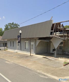 /international/us/340-w-main-street-centre-al-110110365567/