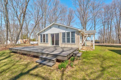 /international/us/17751-long-point-road-germfask-mi-110108195048/