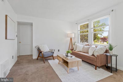 /international/us/2801-kirtland-avenue-district-heights-md-110107407292/