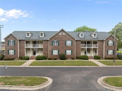 /international/us/3420-lainey-lane-fayetteville-nc-110106987678/