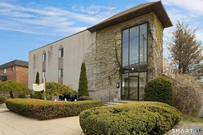 /international/us/697-cove-road-stamford-ct-110107552447/