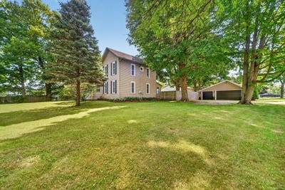 /international/us/806-jordan-lake-street-lake-odessa-mi-110119722083/