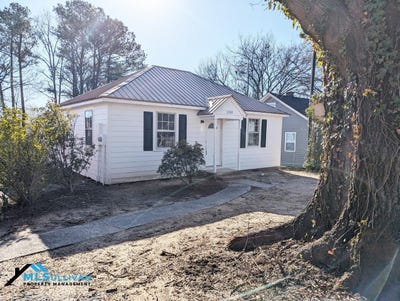 /international/us/2414-albany-street-durham-nc-110107909279/