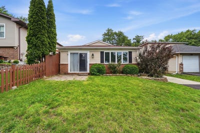 /international/us/536-princeton-drive-bolingbrook-il-110108936552/