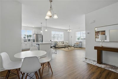 /international/us/1728-vankar-drive-virginia-beach-va-110108585314/