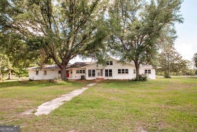/international/us/1402-west-12th-street-alma-ga-110108294862/