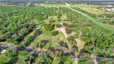 /international/us/371-old-gonzales-road-cuero-tx-110097130090/