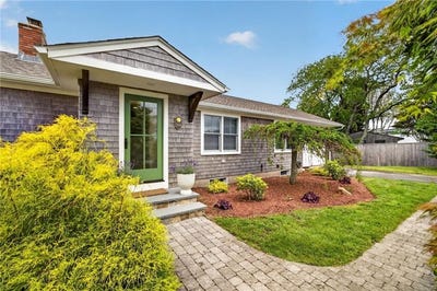 /international/us/168-s-weeden-road-south-kingstown-ri-110108505087/