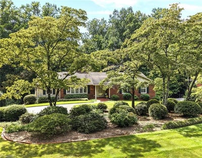 /international/us/311-pineridge-drive-winston-salem-nc-110110279478/
