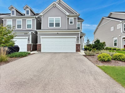 /international/us/2271-ryegrass-lane-bolingbrook-il-110120509341/