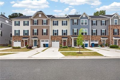 /international/us/121-fishermans-way-poquoson-va-110107926327/