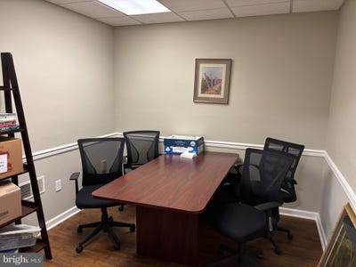 /international/us/231-n-shippen-street-lancaster-pa-110100694613/