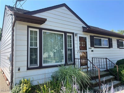 /international/us/30326-royalview-drive-willowick-oh-110100799405/?lang=zh-tw