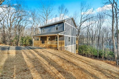 /international/us/360-laurel-lane-jefferson-nc-110107455784/
