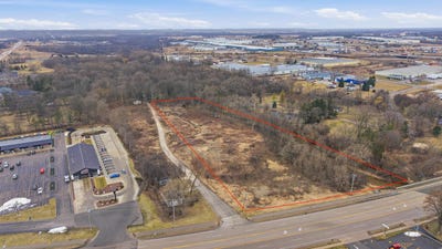 /international/us/982-woodbine-park-road-fond-du-lac-wi-110107488325/
