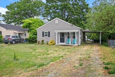 /international/us/419-e-main-street-south-hill-va-110107734440/