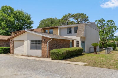 /international/us/37-12th-street-shalimar-fl-110108237820/