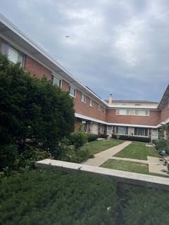 /international/us/3950-w-glenlake-avenue-chicago-il-110109957248/