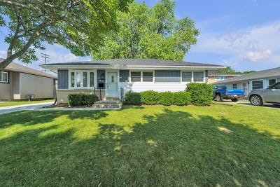 /international/us/2616-loraine-ave-racine-wi-110100837785/