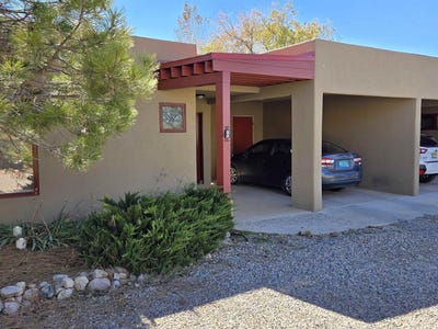 /international/us/18-comanche-road-6-el-prado-nm-110103580628/
