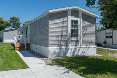 /international/us/280-kingsway-drive-north-mankato-mn-110087753637/