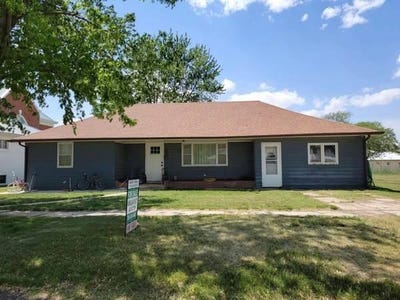 /international/us/409-walnut-st-lebanon-ks-110100971706/