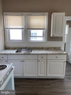 /international/us/14-b-walnut-street-salem-nj-110108489705/