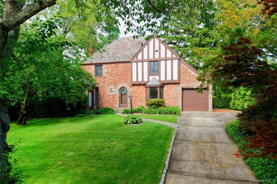 /international/us/142-mill-spring-road-manhasset-ny-110108379176/
