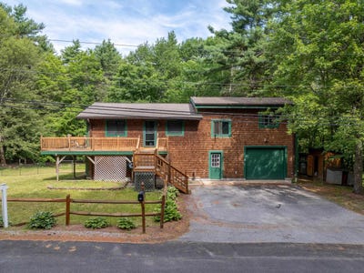 /international/us/32-upland-drive-gilford-nh-110099028814/