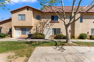 /international/us/1750-e-avenue-q14-palmdale-ca-110106771309/