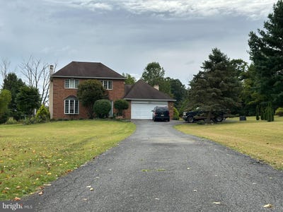 /international/us/840-lee-road-perkiomenville-pa-110103257796/