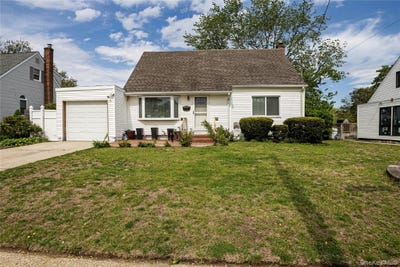 /international/us/2687-fox-road-baldwin-ny-110108061025/