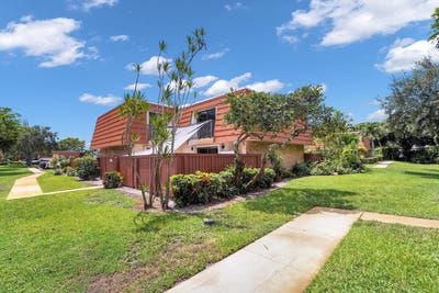/international/us/2938-sw-12th-street-deerfield-beach-fl-110119603282/