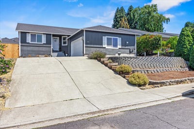 /international/us/640-n-heights-drive-eagle-point-or-110100894260/