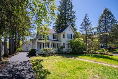 /international/us/358-kenwood-avenue-delmar-ny-110108031198/