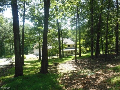 /international/us/162-cherry-tree-bend-rd-mansfield-twp-nj-110101498577/