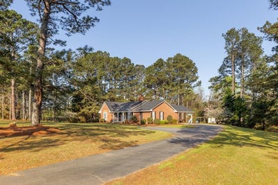 /international/us/293-upper-river-rd-americus-ga-110106698953/