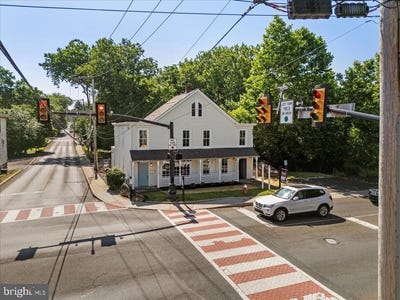 /international/us/159-n-sycamore-street-newtown-pa-110095546416/