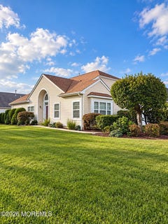 /international/us/274-valencia-drive-monroe-nj-110120002038/