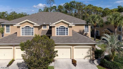/international/us/23039-lone-oak-drive-estero-fl-110107879623/