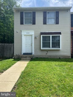 /international/us/430-possum-court-capitol-heights-md-110108448421/