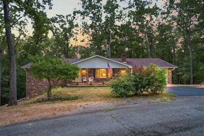 /international/us/236-silverbridge-lane-kimberling-city-mo-110110125900/
