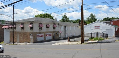 /international/us/330-e-norwegian-street-pottsville-pa-110108799246/