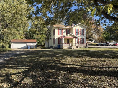 /international/us/211-s-bloomington-street-greencastle-in-110103068298/