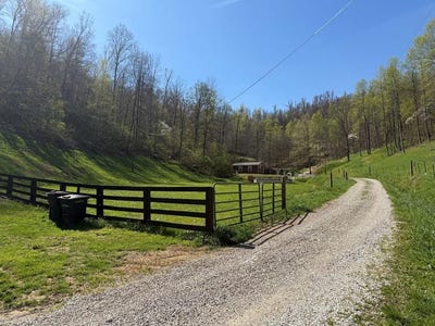 /international/us/270-hannah-fork-hager-hill-ky-110107150892/