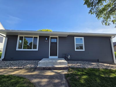 /international/us/432-w-marion-street-portage-wi-110108449020/